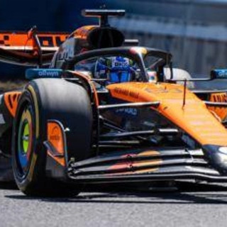 Gp Imola, Piastri davanti a tutti nelle libere. Hamilton quinto