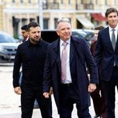 Ucraina-Russia, Witkoff e Kushner a Kiev. Zelensky: "Serve pace dignitosa" Ucraina-Russia, Witkoff e Kushner a Kiev. Zelensky: "Serve pace dignitosa"