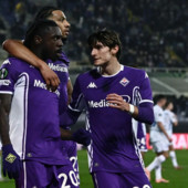 Kean e Gudmundsson, la Fiorentina si rialza e batte 2-1 la Dinamo Kiev
