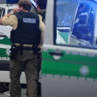 Germania, attacco in una scuola nel Brandeburgo: killer uccide l'ex fidanzata di 18 anni e un uomo che cercava di fermarlo