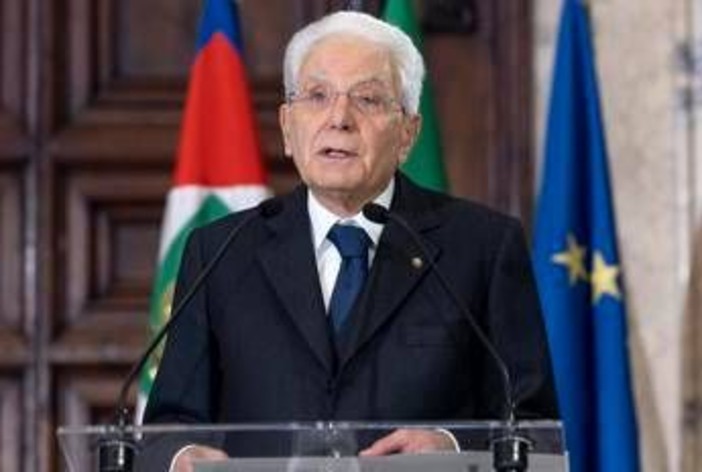 Mattarella: "Voto donne 2 giugno 1946 autentica rivoluzione, pose fine a secolare storia di discriminazione" Mattarella: "Voto donne 2 giugno 1946 autentica rivoluzione, pose fine a secolare storia di discriminazione"