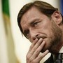 Abbandono di minore, archiviazione per Francesco Totti e Noemi Bocchi