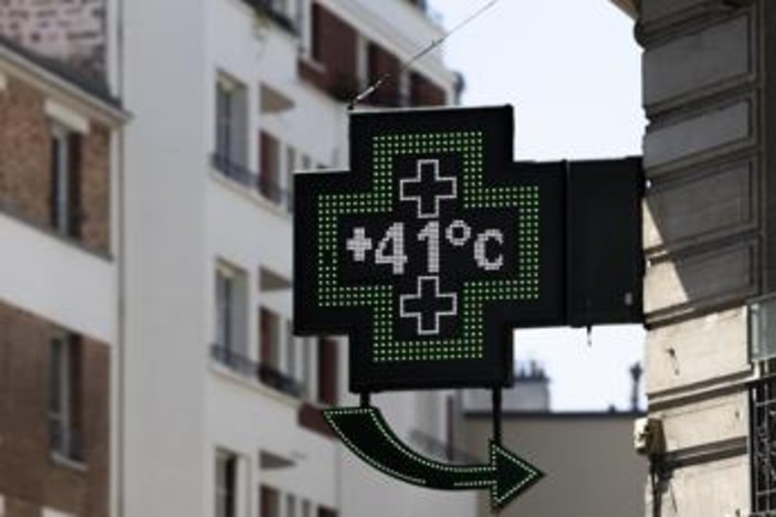 Meteo, dopo i temporali nuova ondata di caldo africano: temperature oltre i 40 gradi Meteo, dopo i temporali nuova ondata di caldo africano: temperature oltre i 40 gradi