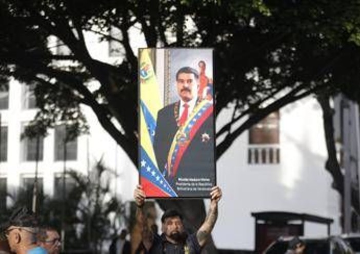 Maduro, il no all'esilio prima dell'attacco Usa: il retroscena