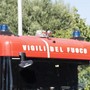 Lodi, auto avvolta dalle fiamme: trovata una persona morta all'interno