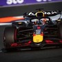 Formula 1, Verstappen in pole a Baku. Lontane le McLaren, buio Ferrari