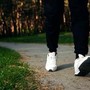 Camminare per ripartire a Capodanno, quanti passi servono per la salute