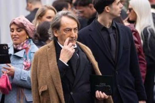 È morto Beppe 'Sugar' Angiolini, punto di riferimento per il fashion d'avanguardia e il Made in Italy
