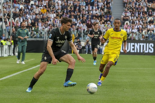 Solo 1-1 per la Juve contro il Verona già retrocesso