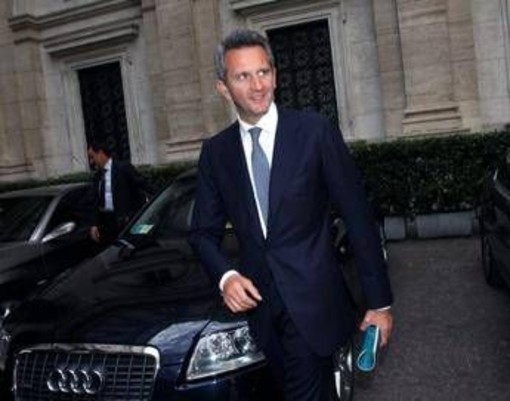 Mps-Mediobanca, Nagel saluta i dipendenti e cita Orazio: &quot;Graecia capta ferum victorem cepit&quot;