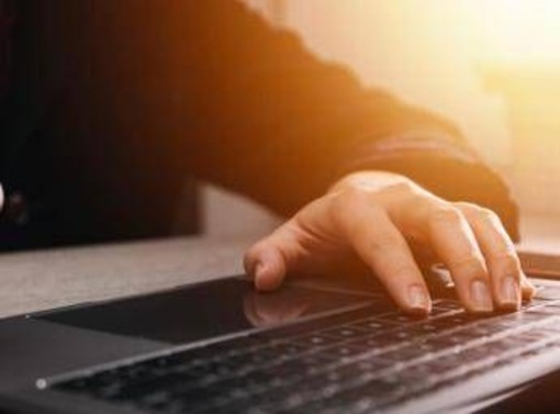 Lavoro, Istat: calano gli occupati e aumentano i disoccupati Lavoro, Istat: calano gli occupati e aumentano i disoccupati