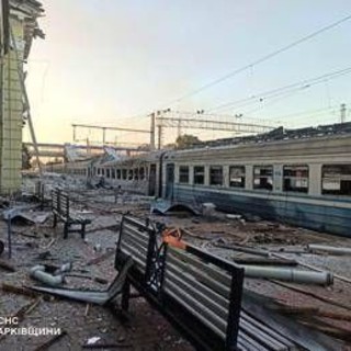 Ucraina, attacco russo a Lozova: un morto e almeno 12 feriti