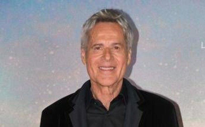 Claudio Baglioni fermato da una polmonite, il 'GrandTour La vita è adesso' slitta al 2027 Claudio Baglioni fermato da una polmonite, il 'GrandTour La vita è adesso' slitta al 2027