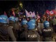 Roma, tensione al corteo Pro Pal: idranti sui manifestanti Roma, tensione al corteo Pro Pal: idranti sui manifestanti