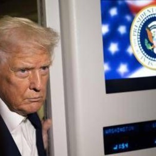 Trump: &quot;Hamas restituisca subito corpi ostaggi. Presto forza di pace a Gaza&quot;