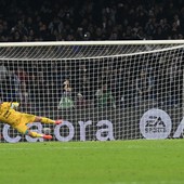 Napoli ai quarti di Coppa Italia, il Cagliari si arrende ai rigori