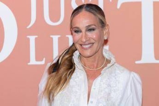 Sarah Jessica Parker accende una speranza: &quot;La fine di 'And Just Like That' potrebbe essere una pausa&quot;