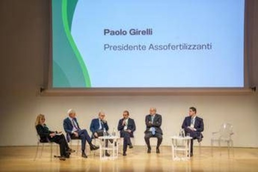 Agricoltura: Assofertilizzanti, divieto uso urea causerebbe perdita 45% valore cereali Agricoltura: Assofertilizzanti, divieto uso urea causerebbe perdita 45% valore cereali