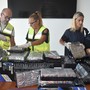 Si fa spedire 210 chili di hashish dagli Stati Uniti, blitz della GdF a Roma Si fa spedire 210 chili di hashish dagli Stati Uniti, blitz della GdF a Roma