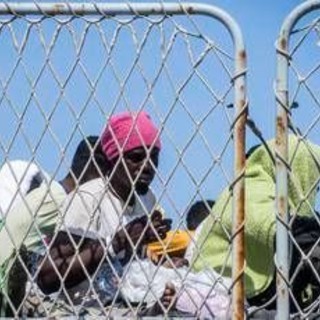 Migranti, accordo Ue su Paesi di origine e terzi sicuri: cambiano norme su asilo