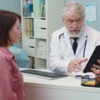 Tumori, oncologa Caputo: &quot;Terapia adiuvante nel cancro al seno localizzato va condivisa&quot;