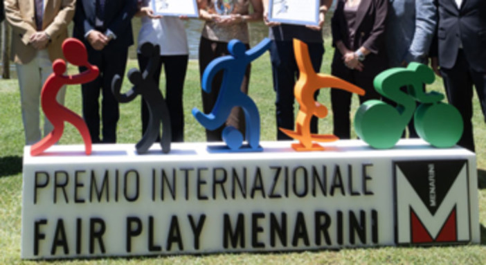 Premio 'Internazionale Fair Play Menarini', Diego Milito ed Emilio Butragueno nel parterre 30esima edizione Premio 'Internazionale Fair Play Menarini', Diego Milito ed Emilio Butragueno nel parterre 30esima edizione
