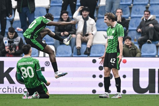Impresa Sassuolo, resta in dieci ma batte 2-1 l’Atalanta