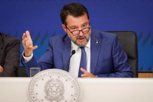 Salvini: &quot;Salva-casa non è un condono e non riguarda le zone sismiche&quot;