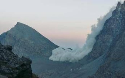 Frana si stacca dal Monviso, verifiche su persone coinvolte Frana si stacca dal Monviso, verifiche su persone coinvolte