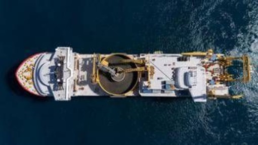 Tyrrhenian Link, Terna stabilisce un nuovo record mondiale nella posa di cavi elettrici sottomarini
