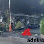 Roma, incendio nella notte a Casal Palocco: in fiamme il Fred 246 Roma, incendio nella notte a Casal Palocco: in fiamme il Fred 246