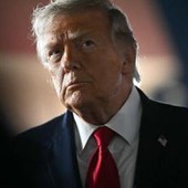 Iran-Usa, scatta il countdown per firma accordo. Trump: "Hormuz sarà aperto subito dopo"