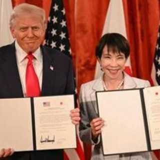 Trump in Giappone, siglato accordo sulle terre rare. La premier lo nomina per il Nobel Trump in Giappone, siglato accordo sulle terre rare. La premier lo nomina per il Nobel