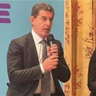 Gasperini (Sin): "Anche un vodcast è fondamentale per conoscere la realtà della sclerosi multipla" Gasperini (Sin): "Anche un vodcast è fondamentale per conoscere la realtà della sclerosi multipla"