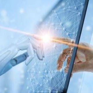 Ia, Intesa Sp, 18,6% imprese già strutturate riconoscono valore strategico tecnologie digitali
