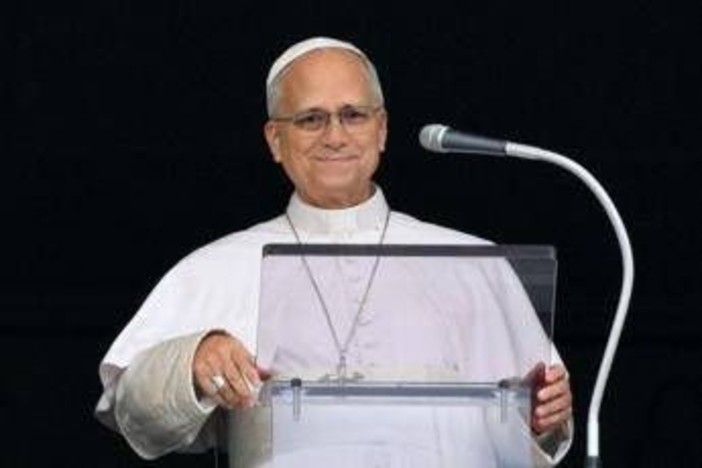 Papa Leone: "Ho superato la fase delicata, riprenderò gradualmente le attività"