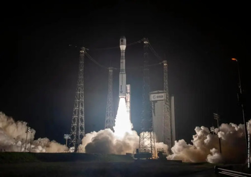 Il satellite cinese-europeo Smile invia le prime immagini dallo spazio