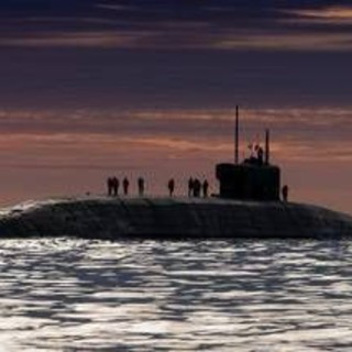 Francia, droni sorvolano base con sottomarini nucleari Ile Longue a Brest Francia, droni sorvolano base con sottomarini nucleari Ile Longue a Brest