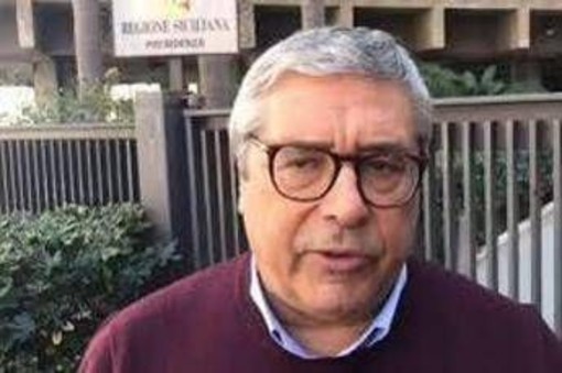 Cuffaro si dimette da segretario Dc Cuffaro si dimette da segretario Dc