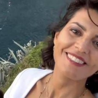 Lorena Isceri, lanciata dal cavalcavia dell'A1. L'appello del padre alla politica: "Fate in modo che non accada più". Meloni: "Faremo la nostra parte fino in fondo" Lorena Isceri, lanciata dal cavalcavia dell'A1. L'appello del padre alla politica: "Fate in modo che non accada più". Meloni: "Faremo la nostra parte fino in fondo"