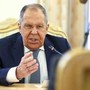 Ucraina, colpita raffineria russa. Lavrov: "Mosca vuole fine guerra per via diplomatica" Ucraina, colpita raffineria russa. Lavrov: "Mosca vuole fine guerra per via diplomatica"