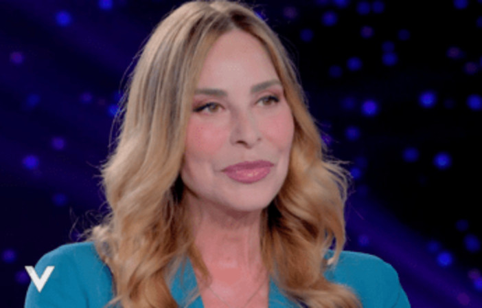 Stefania Orlando: "A 18 anni ho subito una molestia, credevo di essere sbagliata" Stefania Orlando: "A 18 anni ho subito una molestia, credevo di essere sbagliata"