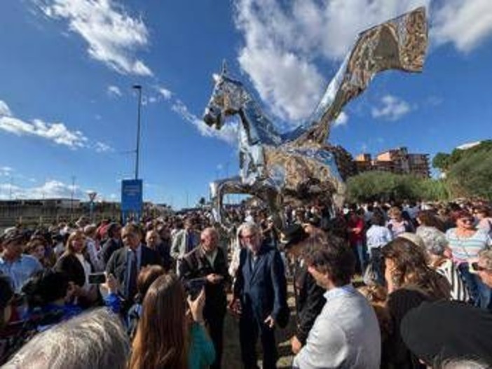 Fondazione Antonio Presti inaugura 'Porta di Pegaso' del Museo Magma di Catania