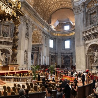 Papa, in 24 ore 50mila accessi alla basilica di San Pietro