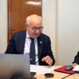 Fumo, al via campagna per aumentare di 5 euro prezzo sigarette, obiettivo 50mila firme