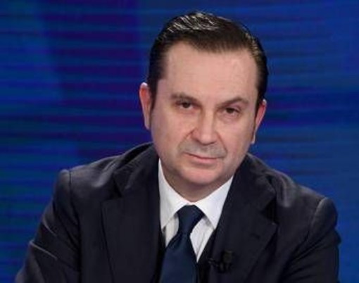 Crans-Montana, Gassani: "Mia figlia scampata alla tragedia, cambio di programma l'ha salvata" Crans-Montana, Gassani: "Mia figlia scampata alla tragedia, cambio di programma l'ha salvata"