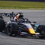 A Singapore Verstappen vince la Sprint davanti a Hamilton e Leclerc A Singapore Verstappen vince la Sprint davanti a Hamilton e Leclerc