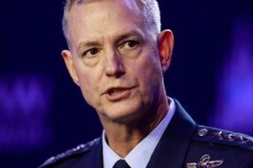 Guerra in Europa, il capo militare della Nato: “Non è inevitabile, ma dobbiamo prepararci” Guerra in Europa, il capo militare della Nato: “Non è inevitabile, ma dobbiamo prepararci”