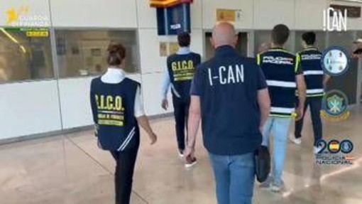 'Ndrangheta, consegnato alle autorità italiane boss latitante Paviglianiti﻿ catturato in Spagna
