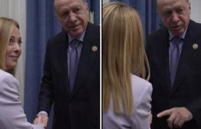 Siparietto Erdogan-Meloni: &quot;Smetti di fumare&quot;, &quot;Lo so...&quot;
